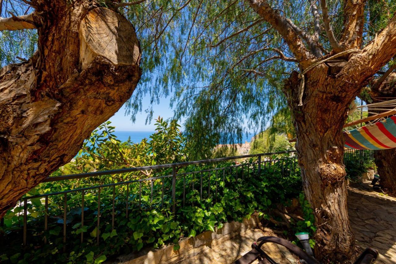 Residence Agape Cefalù Exteriör bild